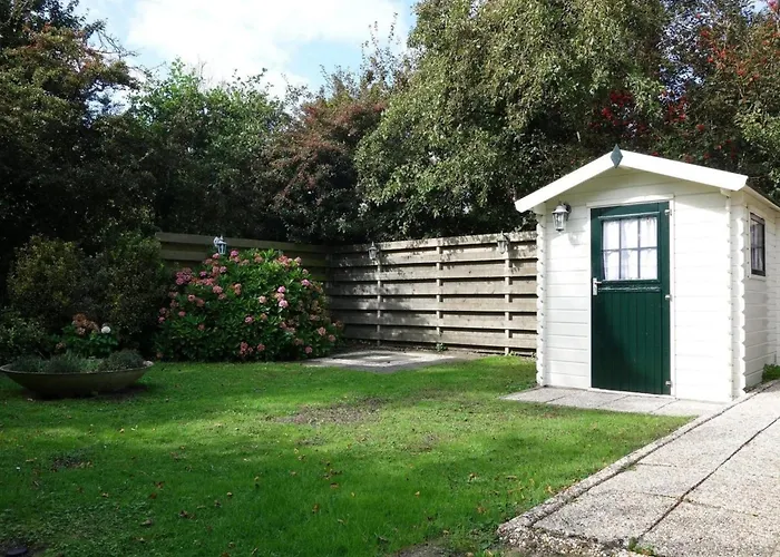 Feriehus In Sint Maartenszee Near