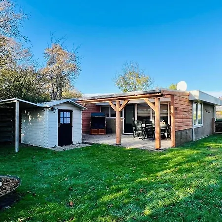 In Sint Maartenszee Near * Sint Maartensvlotbrug